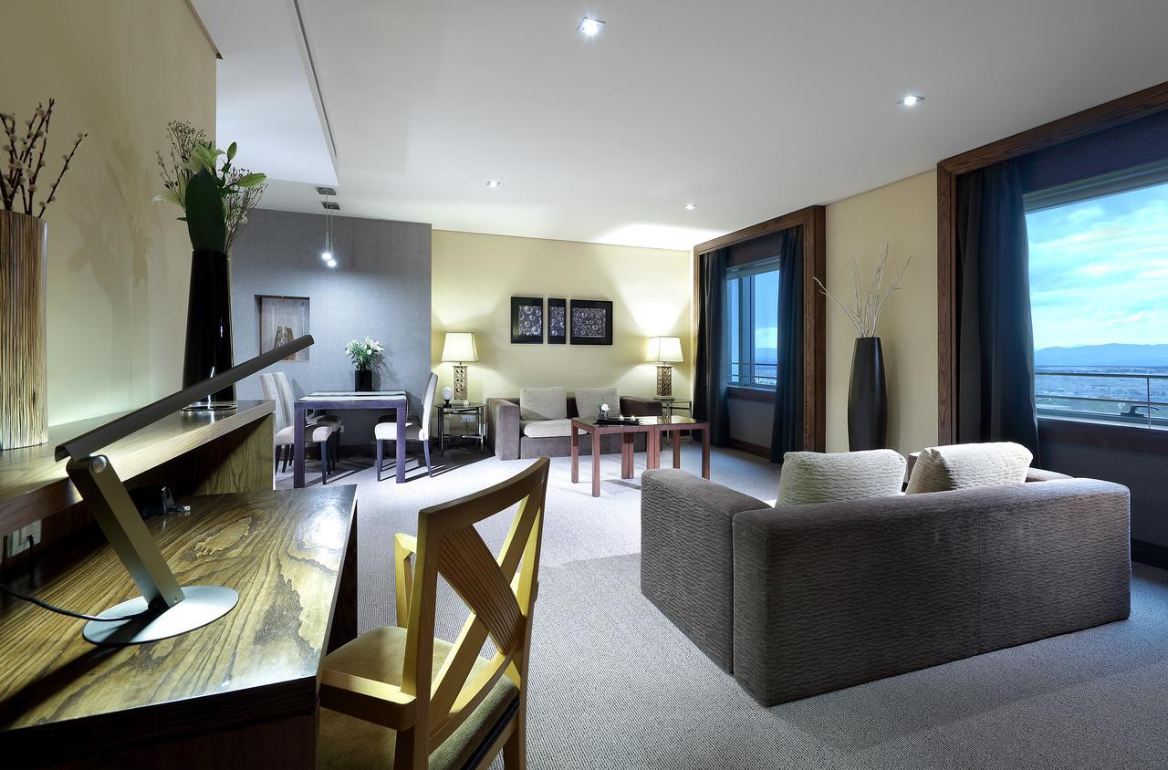 Eurostars Suites Mirasierra Madrid Exterior photo